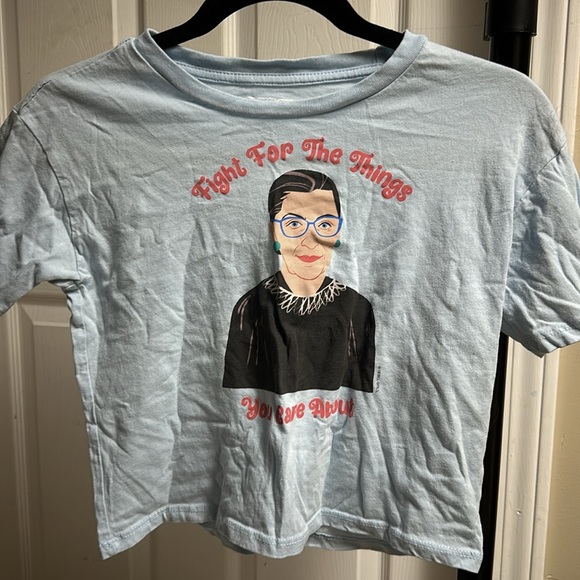 Crop top - Picture 2 of 2